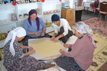 El Emeklerini Birleştirip Kooperatif Kurdular
