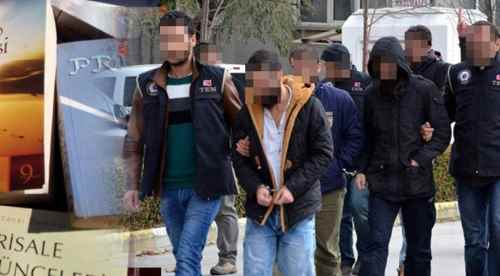 El Nusra evinden FETÖ kitabı çıktı