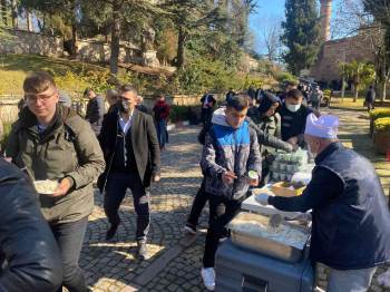 Elim Bir Kaza Sonrası Hayatını Kaybeden Genci Arkadaşları Unutmadı
