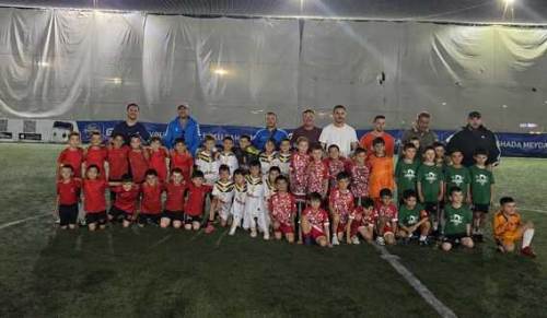 Elit Futbol’da dostluk turnuvası