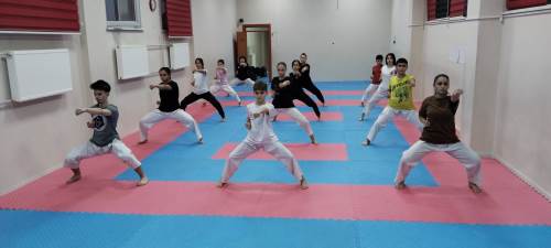 Elit karateciler Çamlıca’da hazırlanıyor