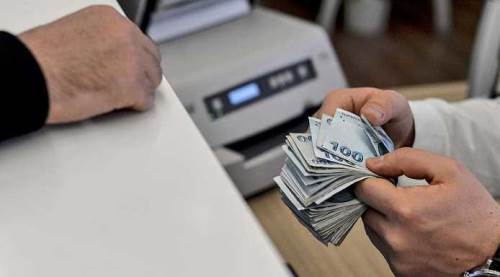 Emekliler için promosyon alarmı: Bankalar birbiriyle yarışıyor