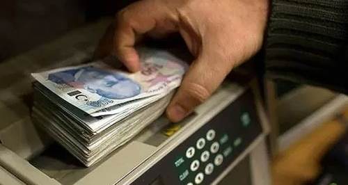 Emeklilere müjde! Emekli maaşı zammı değişti: İşte o tarihte farklar hesaba yatıyor