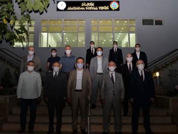 Emekliye Ayrılan Vali Yardımcılarına Veda Yemeği
