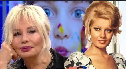 Emel Sayın'ın Hastalığı Nedir? 