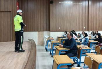 Emet Aihl Öğrencilerine Trafik Eğitim
