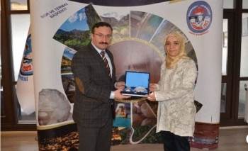 Emet Belediyesi Basın Yayın Halkla İlşkiler Müdürü Görevinden Ayrıldı
