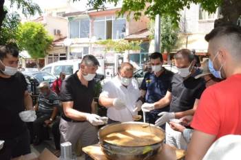 Emet Belediyesi’Nden 6 Bin Kişiye Aşure İkramı
