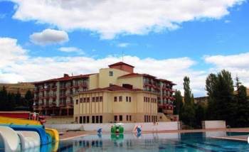 Emet Belediyesi’Ne Ait Termal Tesislerin İhalesi Yapıldı
