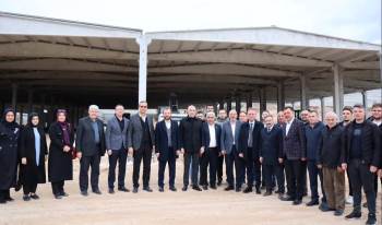 Emet-Hisarcık Orta Ölçekli Sanayi Bölgesinde Yüzlerce Kişiye İş İmkanı
