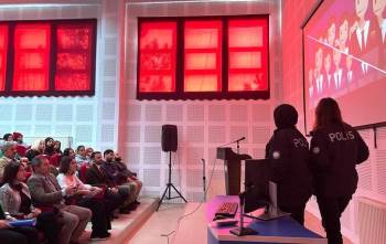 Emet Myo Öğrencilerine Kades Uygulaması Tanıtıldı
