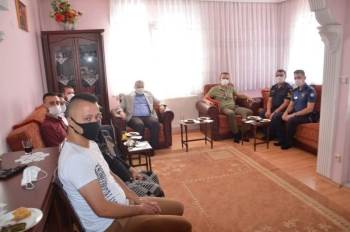 Emet Protokolü Şehit Ailelerini Ziyaret Etti
