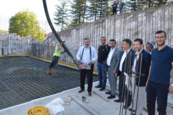 Emet’Te Alt Yapı Çalışmaları 11 Ekiple Sürdürülüyor
