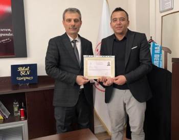 Emet’Te Başarılı Öğretmenler Ödüllendirildi
