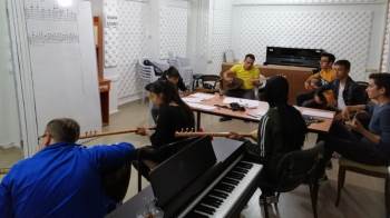 Emet’Te Müzik Kurslarına İlgi
