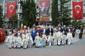 Emet’Te Toplu Sünnet Töreni
