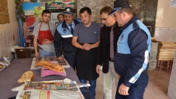 Emet Zabıta Amirliği Ekipleri Esnafı Bilgilendirdi
