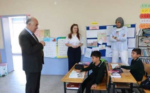 Emirdağ’da köy okullarına destek ziyareti