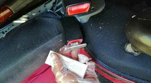 Emniyet kemeri yerine toka taktı, kazada öldü