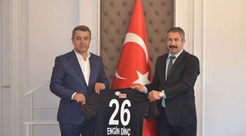 Emniyet Müdürü Dinç'e Es-Es forması