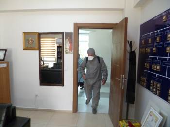 Emniyet Ve Jandarma Binaları İle Araçları Ücretsiz Dezenfekte Edildi
