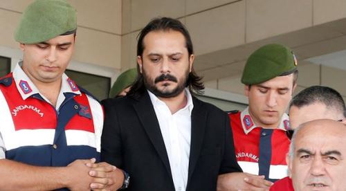 Emrah Serbes 4 kez alkol tedavisi görmüş