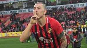 Emre Güral'dan anlamlı paylaşım...