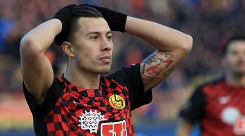 EMRE’NİN EŞİNDEN OLAY PAYLAŞIM