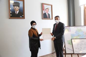 Encümen Üyelerine Teşekkür
