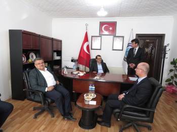 Enerji Ve Tabii Kaynaklar Bakanı Dönmez, Dodurga Beldesini Ziyaret Etti
