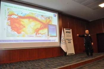 Engelli Bireylere Afet Eğitimi
