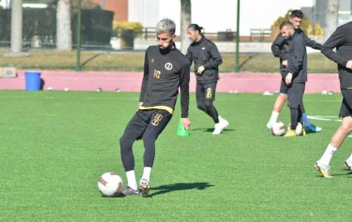 Engin bekleneni veremedi