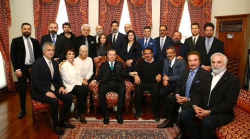 Erdoğan doğum gününde iki ünlüyü uyardı!