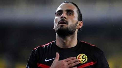 Erkan Zengin, Eskişehirspor'a rakip oluyor
