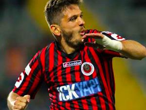 Ermin Zec pazarlık masasında