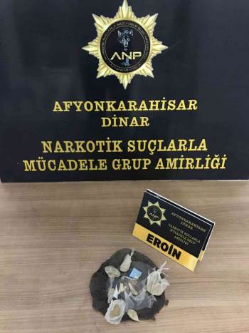 Eroinle Yakalanan 4 Kişi Gözaltına Alındı
