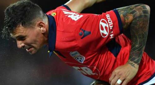 Ersan Gülüm'ün kaburgası kırıldı, akciğeri delindi!