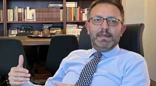 Ertan Aydın Neden Tutuklandı? Eski AK Parti Milletvekilinin Hayatı ve Kariyeri