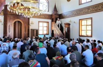 Ertuğrulgazi Camii’Nde İlk Cuma Namazı
