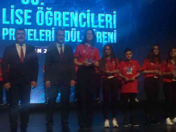 Ertuğrulgazi Lisesi Tübitak’Taki Başarı Geleneğini Sürdürüyor
