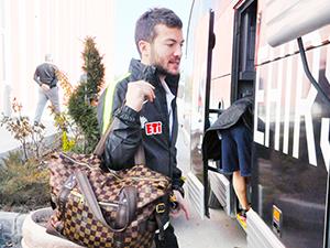 Es Es bugün Avusturyaya yolcusu