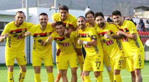 Es Es dosta güven düşmana korku veriyor