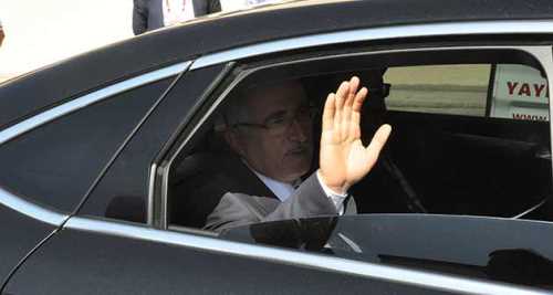 ES ES’E VEDA ETTİ