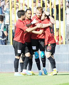 Es Es kupaya kitlendi