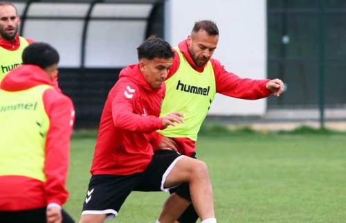 Es Es son antrenmanı Mersin’de yapacak