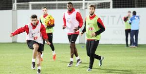 Es Es taktik çalıştı