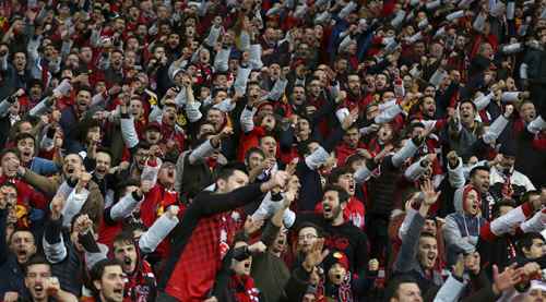 ES ES taraftarı isyanda