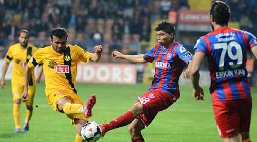 Es Es'te Hürriyet iddiası