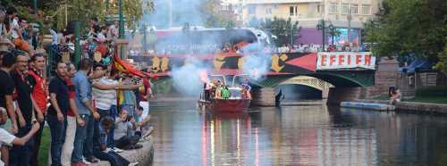 Es Es yeni sezonun tanıtımını yaptı