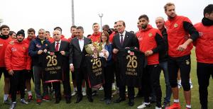 Es Es'e destek ziyareti